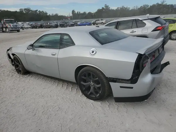 2C3CDZJG8KH747429 2019 DODGE CHALLENGER - Image 2