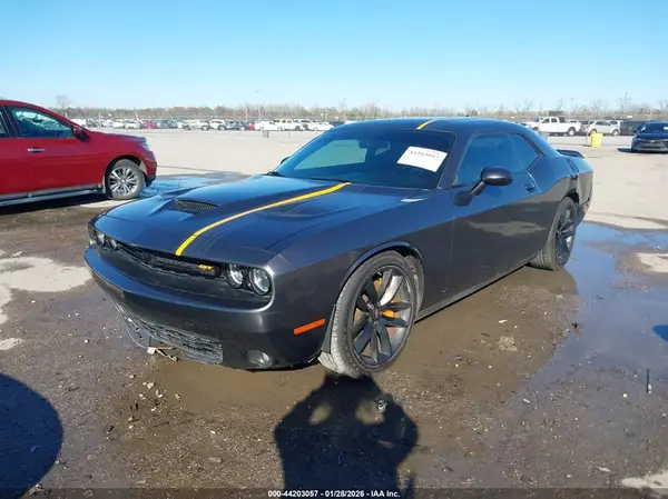 2C3CDZJG8NH223685 2022 DODGE CHALLENGER - Image 2