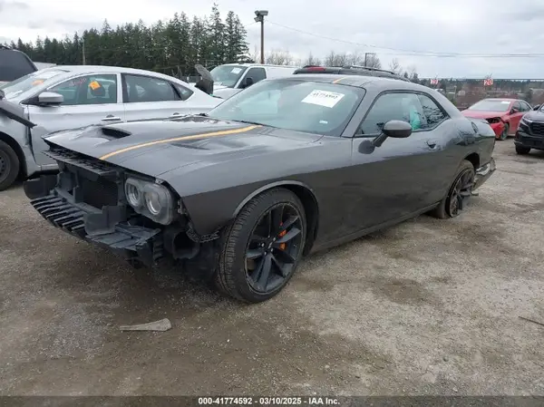 2C3CDZJG8NH242351 2022 DODGE CHALLENGER - Image 2