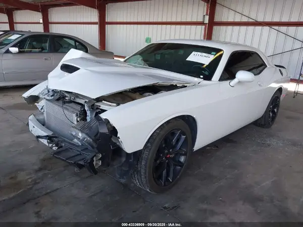2C3CDZJG9KH677326 2019 DODGE CHALLENGER - Image 2