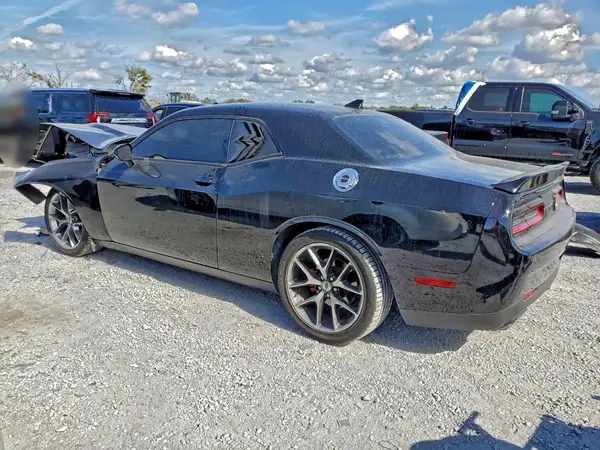 2C3CDZJG9KH735144 2019 DODGE CHALLENGER - Image 2