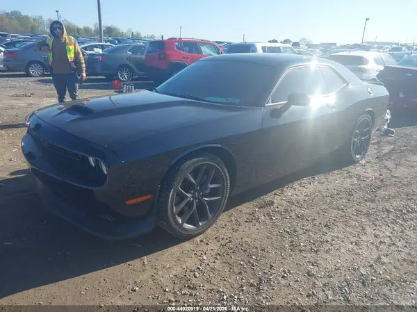 2C3CDZJG9PH629770 2023 DODGE CHALLENGER - Image 2