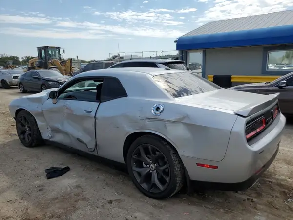 2C3CDZJGXKH735122 2019 DODGE CHALLENGER - Image 2