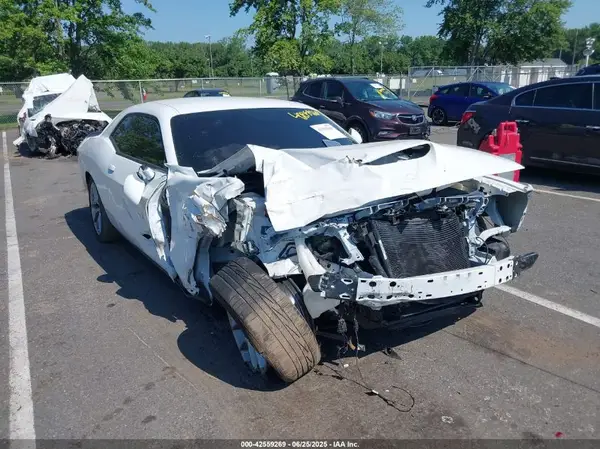 2C3CDZJGXPH503949 2023 DODGE CHALLENGER - Image 1