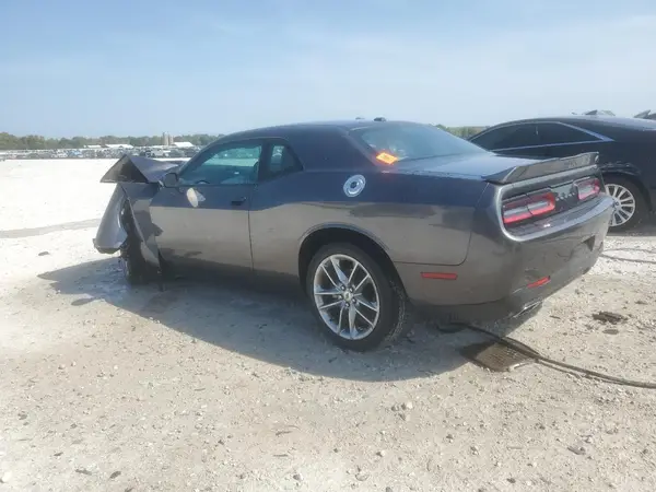 2C3CDZKG0NH247638 2022 DODGE CHALLENGER - Image 2