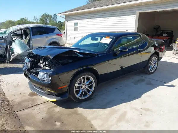 2C3CDZKG0PH575225 2023 DODGE CHALLENGER - Image 2