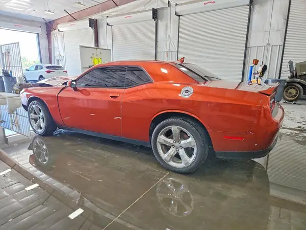 2C3CDZKG2MH681378 2021 DODGE CHALLENGER - Image 2
