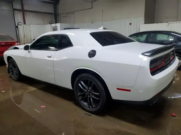 2C3CDZKG3KH724445 2019 DODGE CHALLENGER - Image 2