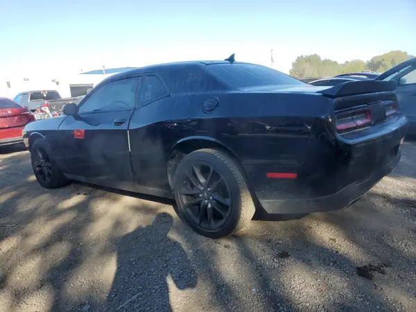 2C3CDZKG4PH670628 2023 DODGE CHALLENGER - Image 2