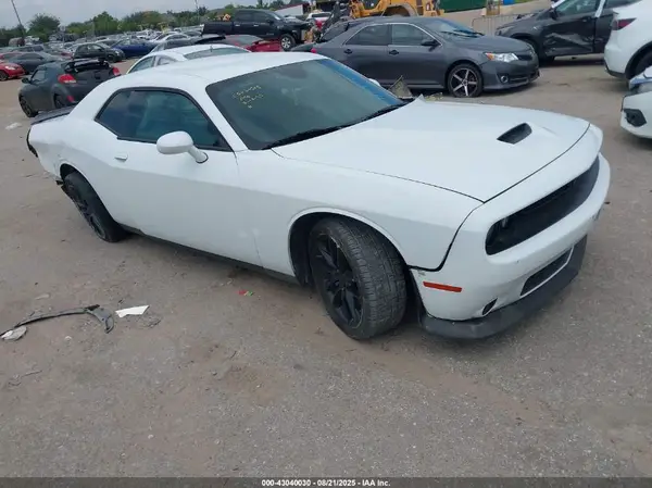 2C3CDZKG6NH132624 2022 DODGE CHALLENGER - Image 1
