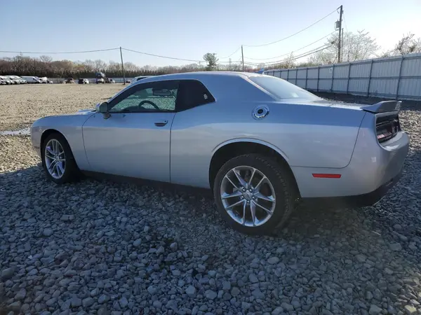 2C3CDZKG7PH575223 2023 DODGE CHALLENGER - Image 2