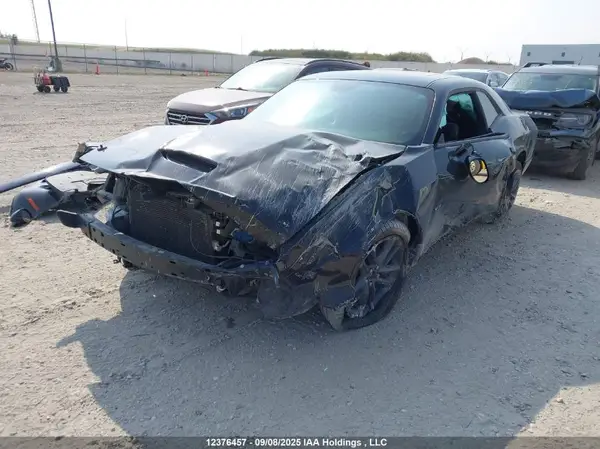 2C3CDZKG7PH696964 2023 DODGE CHALLENGER - Image 2