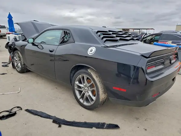 2C3CDZKG8PH525284 2023 DODGE CHALLENGER - Image 2