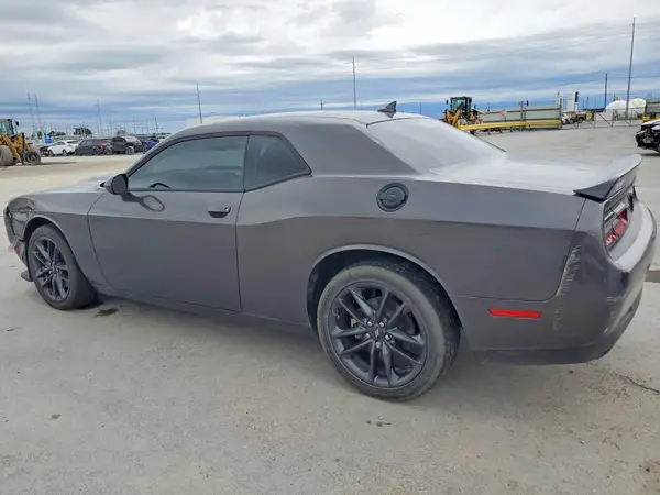2C3CDZKG8PH626180 2023 DODGE CHALLENGER - Image 2