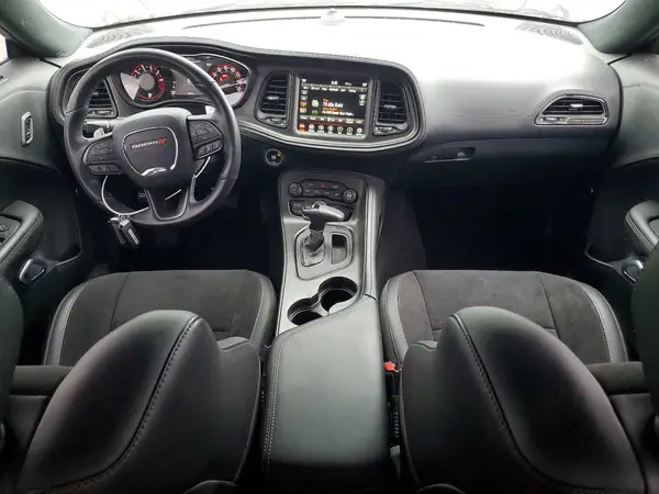 2C3CDZKG8PH626180 2023 DODGE CHALLENGER - Image 8