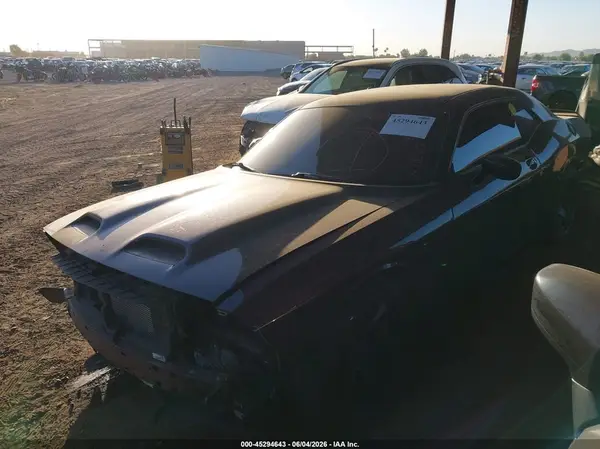 2C3CDZL94NH105213 2022 DODGE CHALLENGER - Image 2