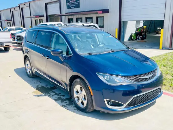 2C4BC1EG2HB811746 2017 CHRYSLER PACIFICA - Image 1