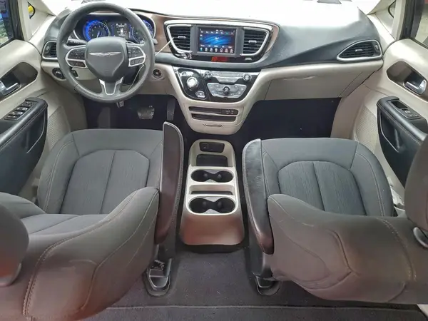 2C4RC1AG0JR120940 2018 CHRYSLER PACIFICA - Image 8