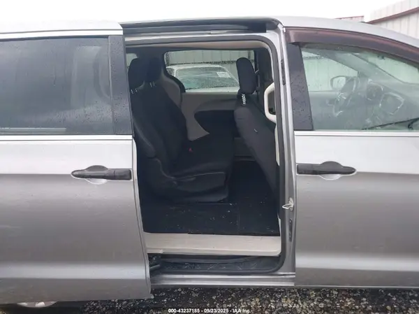 2C4RC1AG0JR172309 2018 CHRYSLER PACIFICA - Image 8