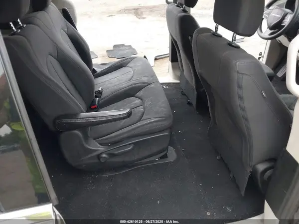 2C4RC1AG1JR258020 2018 CHRYSLER PACIFICA - Image 8