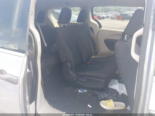 2C4RC1AG2KR668018 2019 CHRYSLER PACIFICA - Image 8