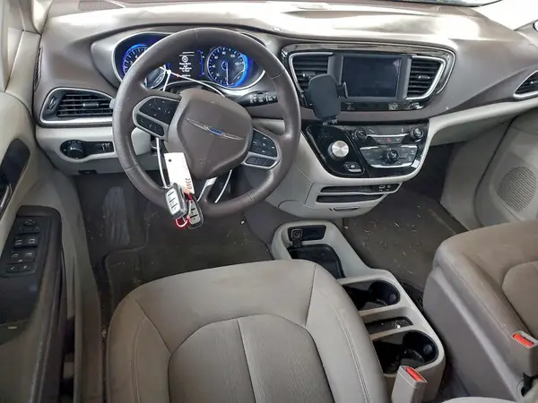 2C4RC1AG3JR121645 2018 CHRYSLER PACIFICA - Image 8
