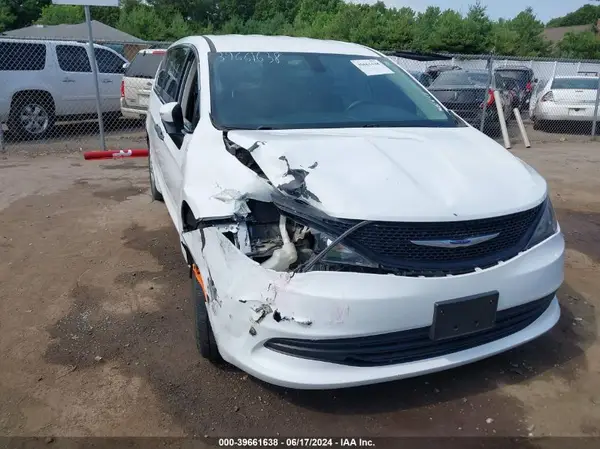2C4RC1AG3JR159022 2018 CHRYSLER PACIFICA - Image 1