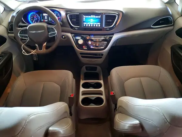 2C4RC1AG4JR101663 2018 CHRYSLER PACIFICA - Image 8