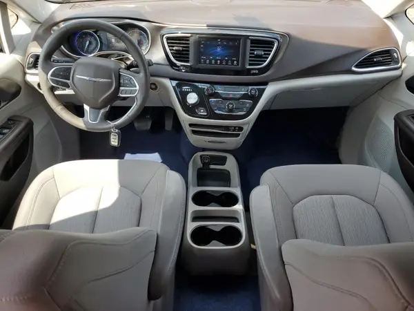2C4RC1AG4JR109763 2018 CHRYSLER PACIFICA - Image 8