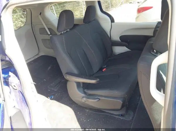 2C4RC1AG4JR293327 2018 CHRYSLER PACIFICA - Image 8