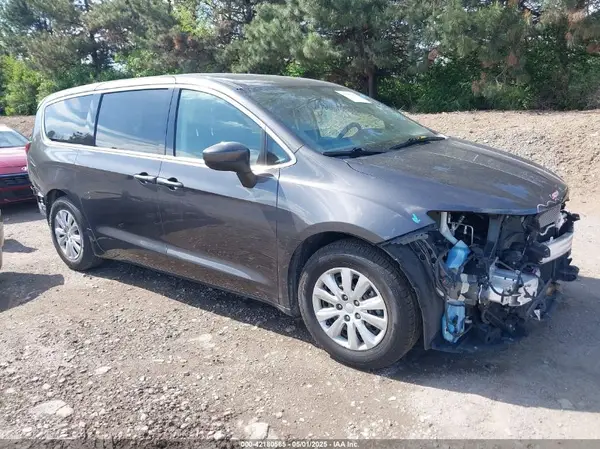 2C4RC1AG5KR629343 2019 CHRYSLER PACIFICA - Image 1