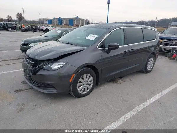 2C4RC1AG6JR133515 2018 CHRYSLER PACIFICA - Image 2
