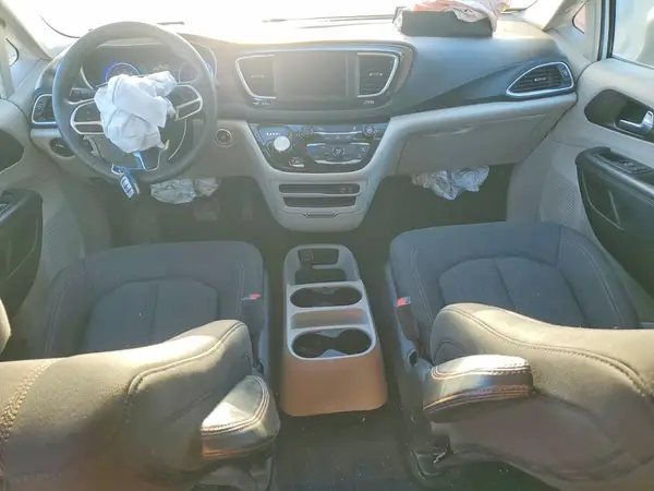 2C4RC1AG7JR236393 2018 CHRYSLER PACIFICA - Image 8