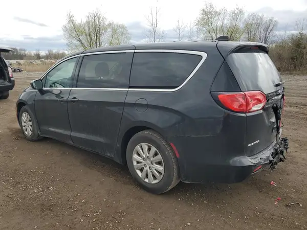2C4RC1AG7JR275131 2018 CHRYSLER PACIFICA - Image 2