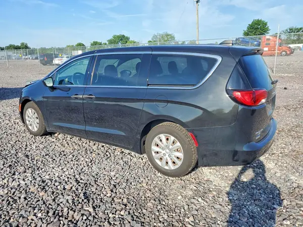 2C4RC1AG8JR355876 2018 CHRYSLER PACIFICA - Image 2