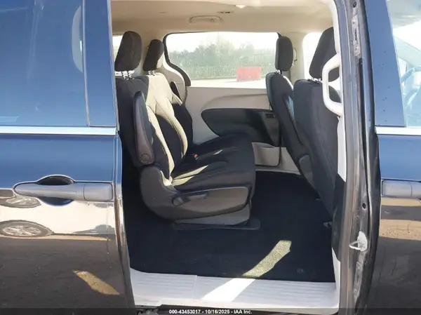 2C4RC1AG9JR235441 2018 CHRYSLER PACIFICA - Image 8