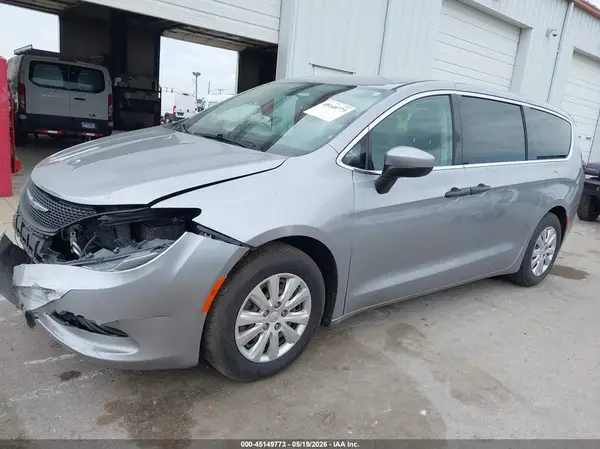 2C4RC1AG9KR593494 2019 CHRYSLER PACIFICA - Image 2