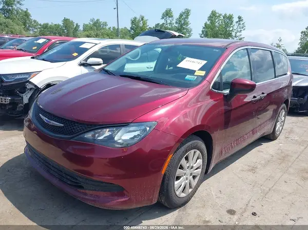 2C4RC1AGXJR288116 2018 CHRYSLER PACIFICA - Image 2