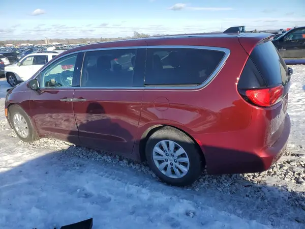 2C4RC1AGXJR315864 2018 CHRYSLER PACIFICA - Image 2