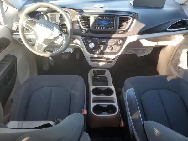 2C4RC1AGXJR315864 2018 CHRYSLER PACIFICA - Image 8