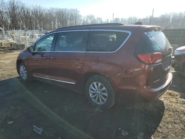 2C4RC1BG0HR509263 2017 CHRYSLER PACIFICA - Image 2