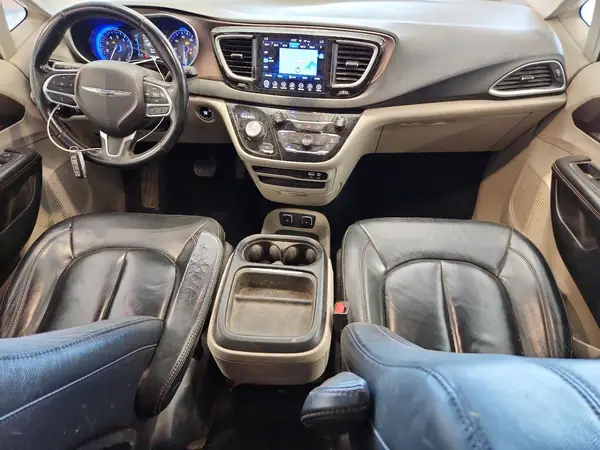 2C4RC1BG0HR511157 2017 CHRYSLER PACIFICA - Image 8