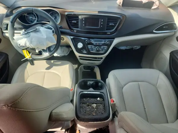 2C4RC1BG0HR512227 2017 CHRYSLER PACIFICA - Image 8