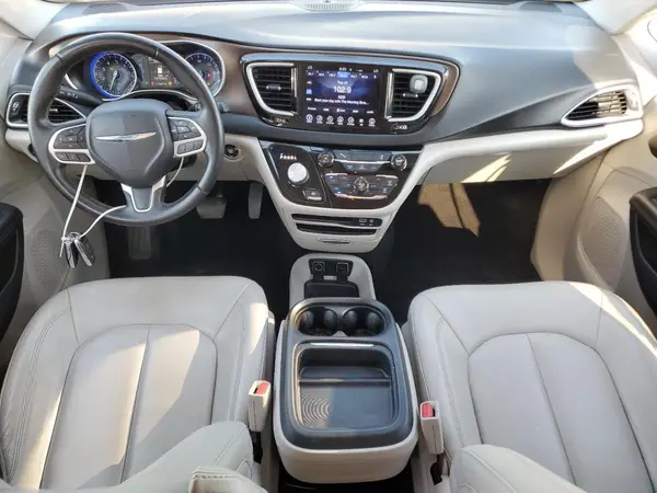 2C4RC1BG0HR512535 2017 CHRYSLER PACIFICA - Image 8