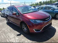 2C4RC1BG0HR516052 2017 CHRYSLER PACIFICA
