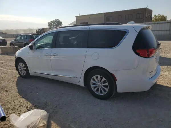 2C4RC1BG0HR524233 2017 CHRYSLER PACIFICA - Image 2