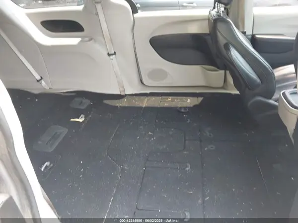 2C4RC1BG0HR524555 2017 CHRYSLER PACIFICA - Image 8
