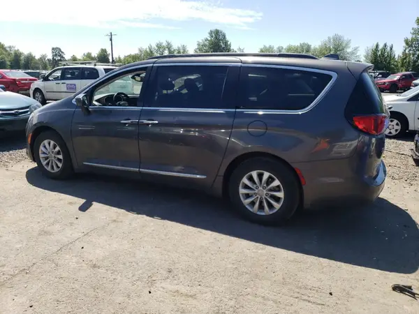 2C4RC1BG0HR529870 2017 CHRYSLER PACIFICA - Image 2