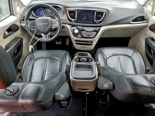2C4RC1BG0HR532638 2017 CHRYSLER PACIFICA - Image 8