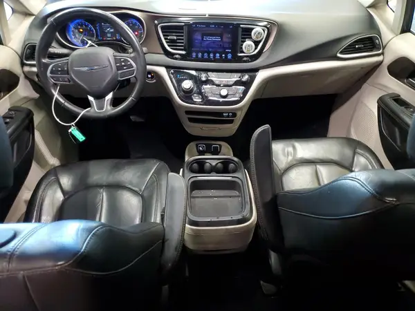 2C4RC1BG0HR538102 2017 CHRYSLER PACIFICA - Image 8